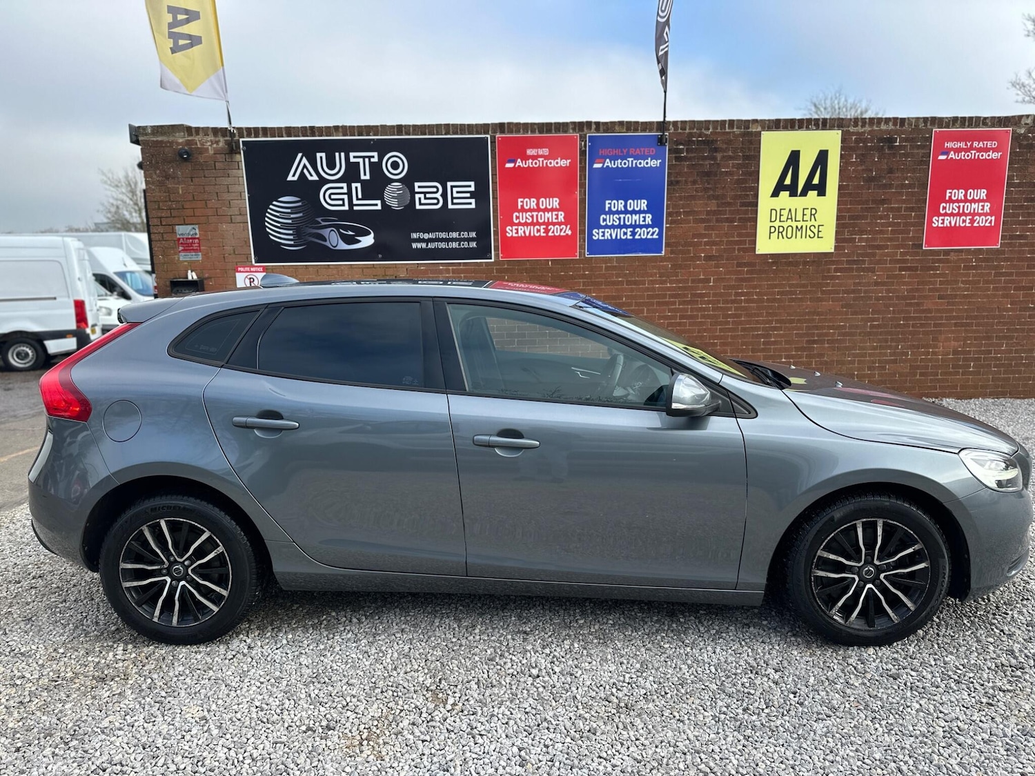 Used Volvo V40 for sale - 77753691: Photo 5