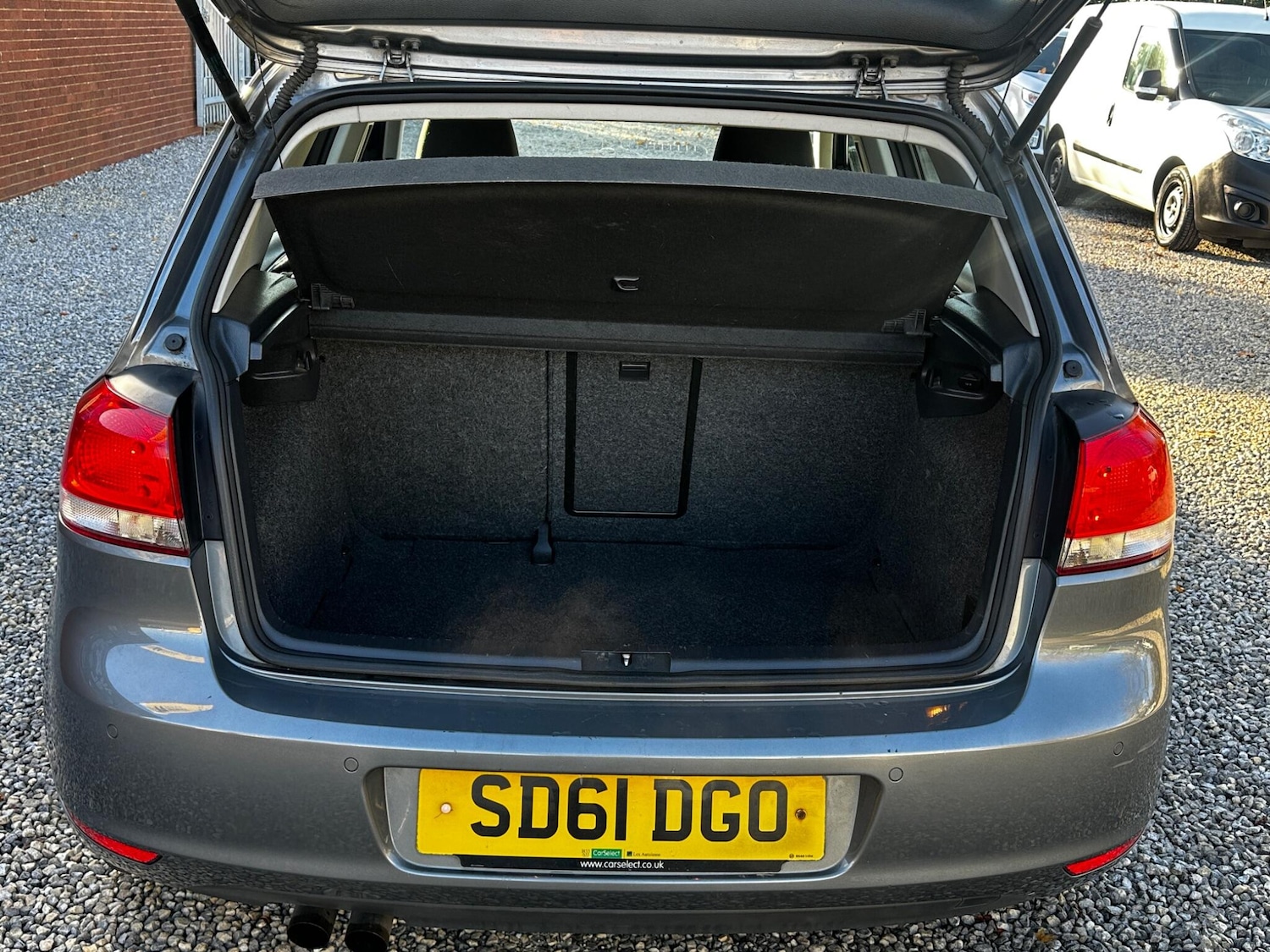 Used Volkswagen Golf 2011 for sale - 76432339: Photo 14