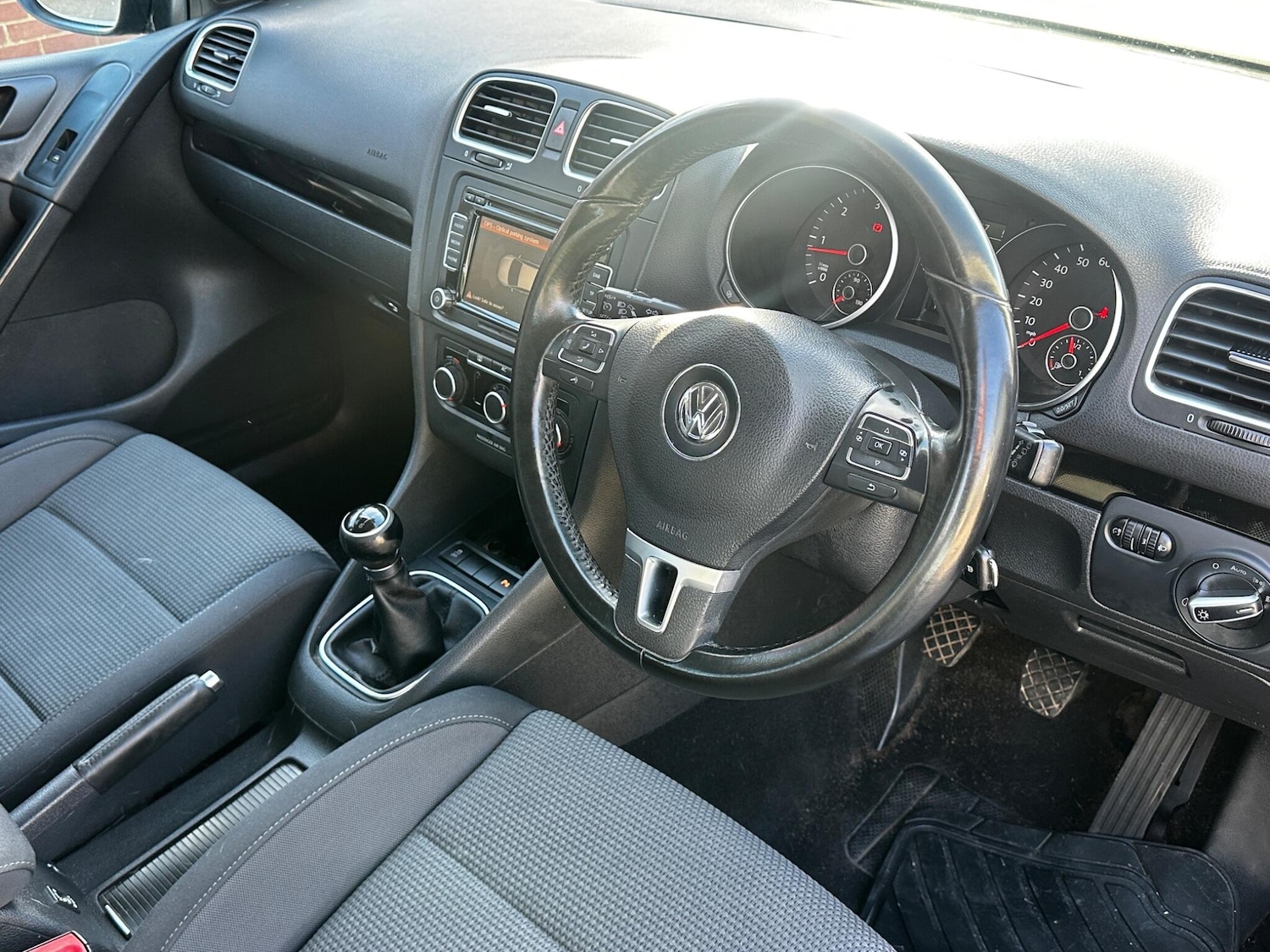 Used Volkswagen Golf 2011 for sale - 76432339: Photo 29