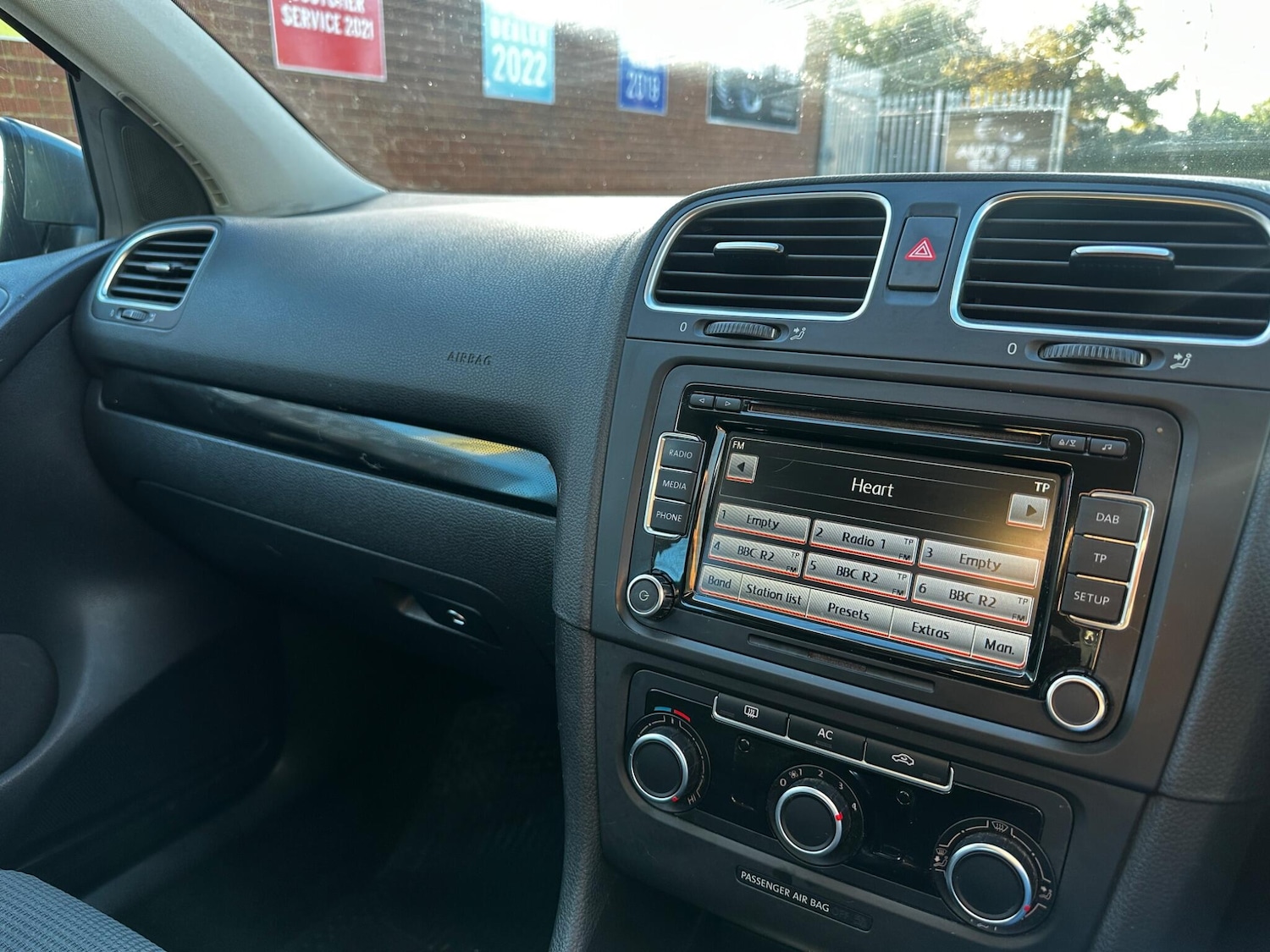 Used Volkswagen Golf 2011 for sale - 76432339: Photo 42