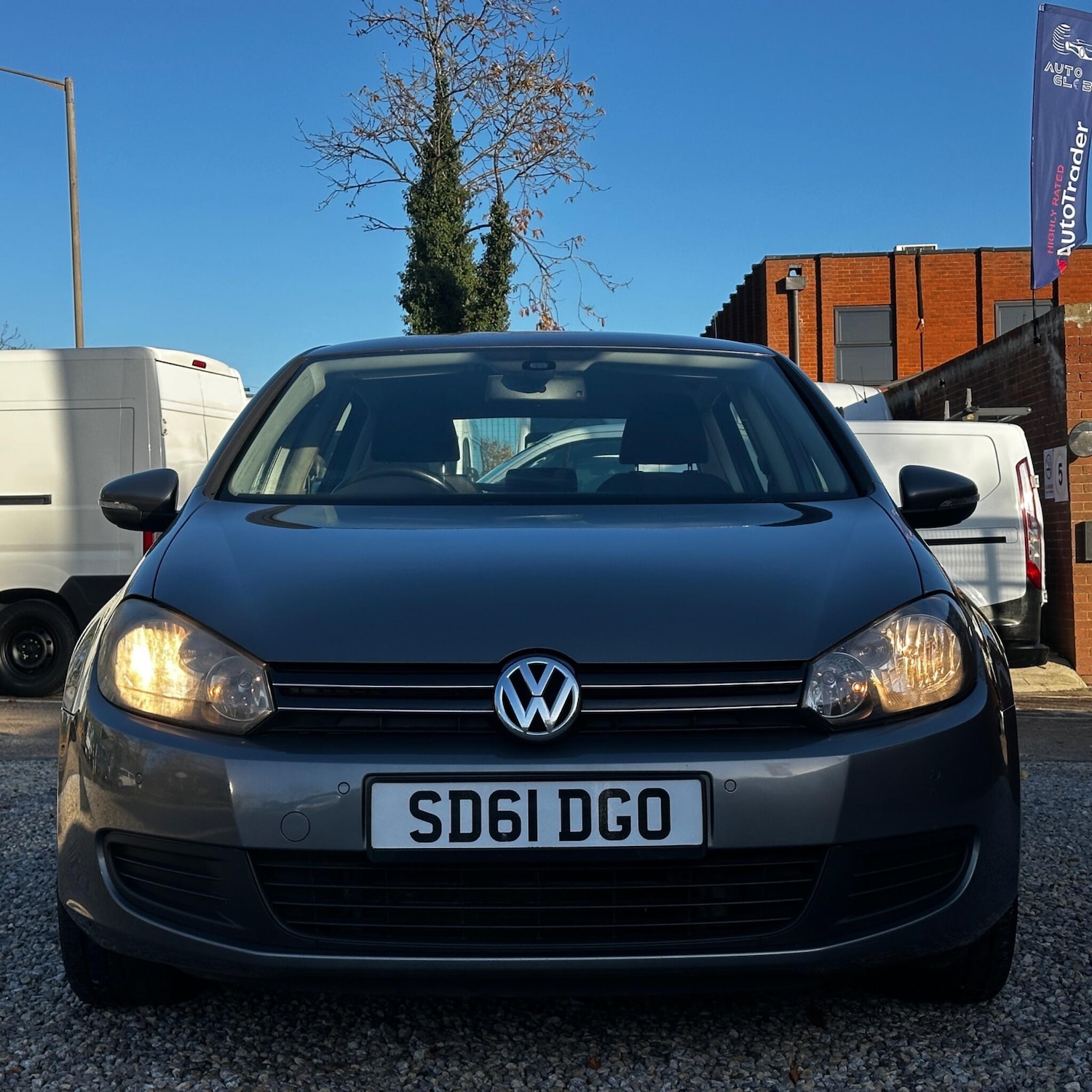 Used Volkswagen Golf 2011 for sale - 76432339: Photo 6