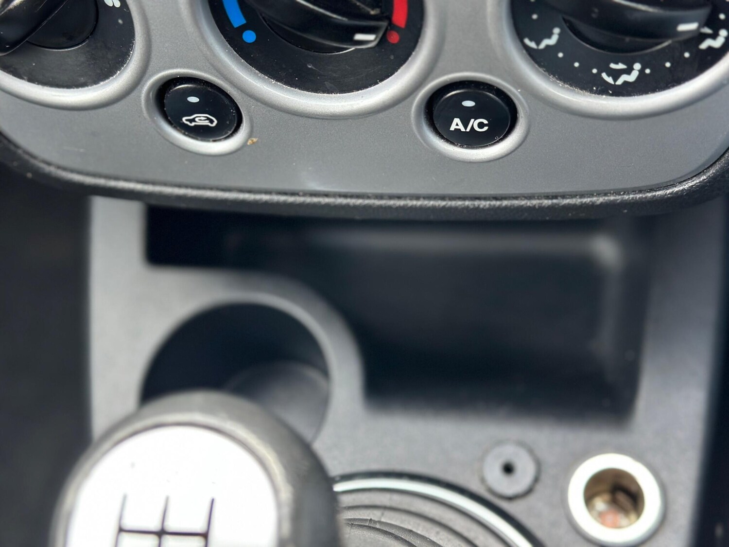 Used Ford Fiesta 2008 for sale - 77358909: Photo 44