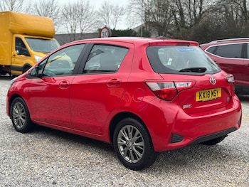 Used Toyota Yaris 2018 for sale - 77585591: Photo