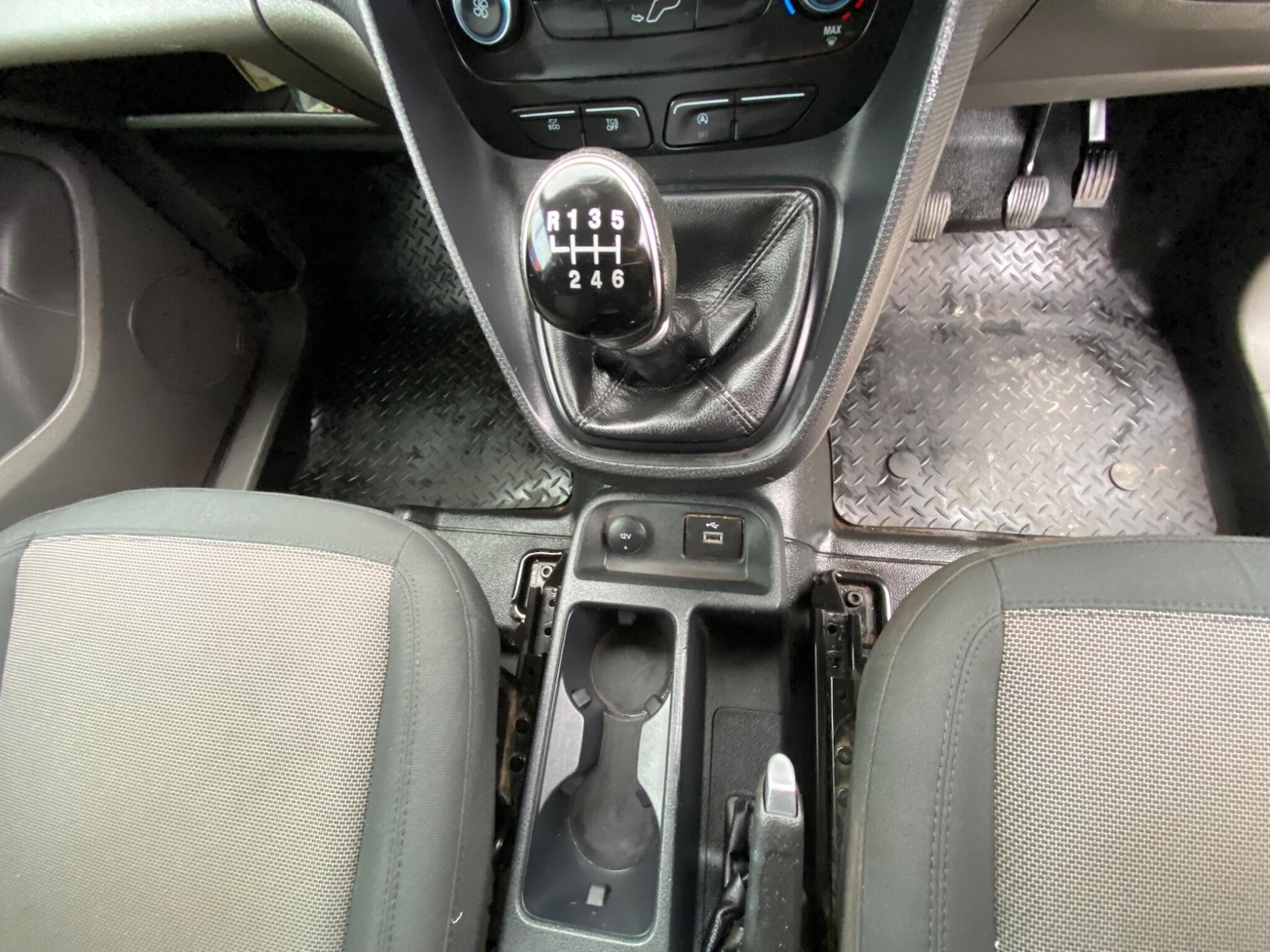 Used Ford Transit Connect 2020 for sale - 76995245: Photo 42