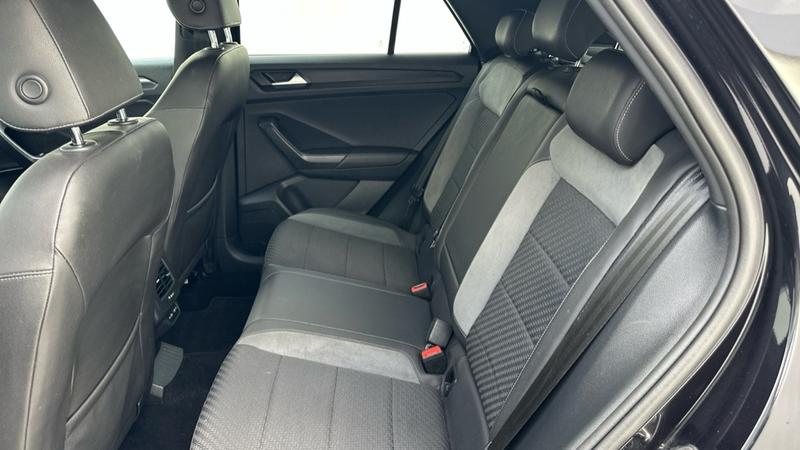 Used Volkswagen T-Roc 2021 for sale - 76534476: Photo 14