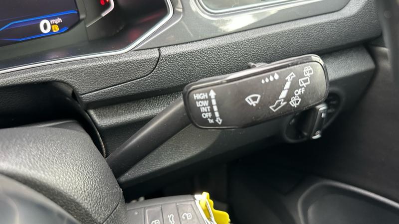 Used Volkswagen T-Roc 2021 for sale - 76534476: Photo 24