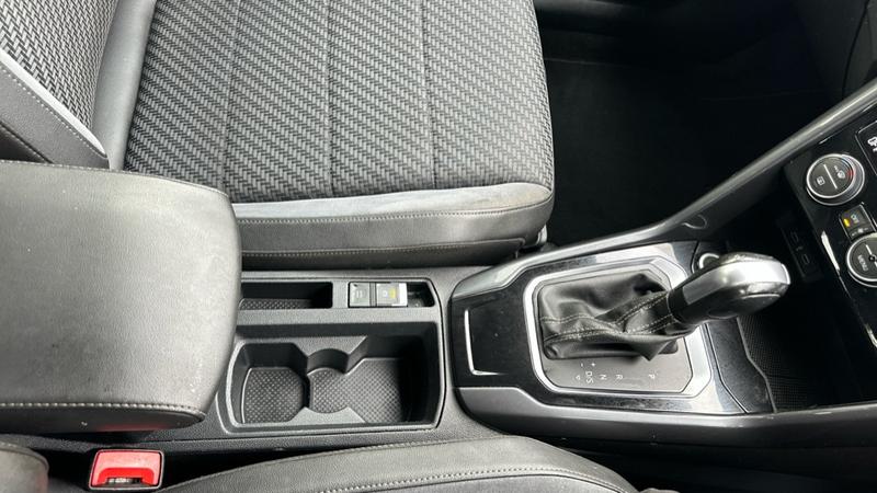 Used Volkswagen T-Roc 2021 for sale - 76534476: Photo 27