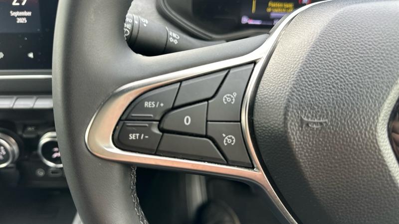 Used Renault Clio 2024 for sale - 76104722: Photo 23