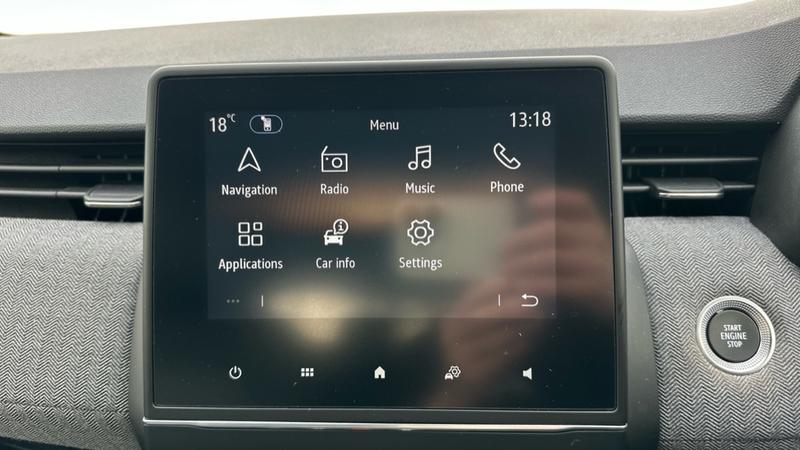 Used Renault Clio 2024 for sale - 76104722: Photo 33