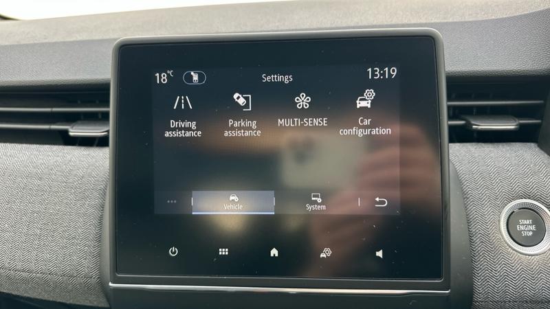 Used Renault Clio 2024 for sale - 76104722: Photo 34
