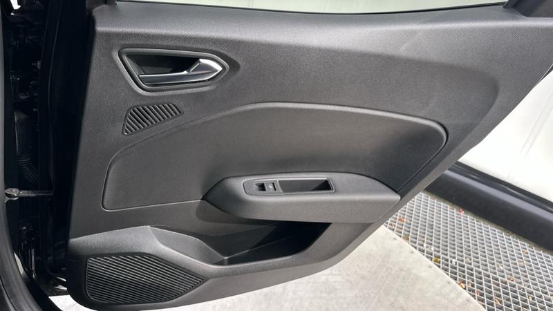 Used Renault Clio 2024 for sale - 76104722: Photo 65
