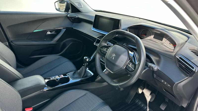 Used Peugeot 2008 2021 for sale - 78021275: Photo 2