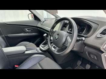 Used Renault Grand Scenic 2020 for sale - 75137597: Photo