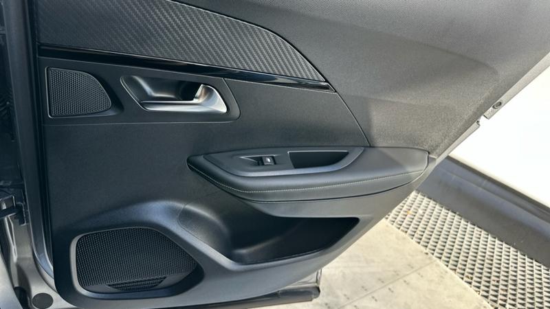 Used Peugeot 2008 2023 for sale - 75912665: Photo 64