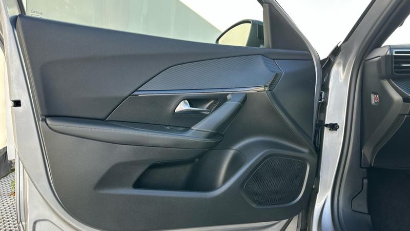 Used Peugeot 2008 2023 for sale - 75912665: Photo 67