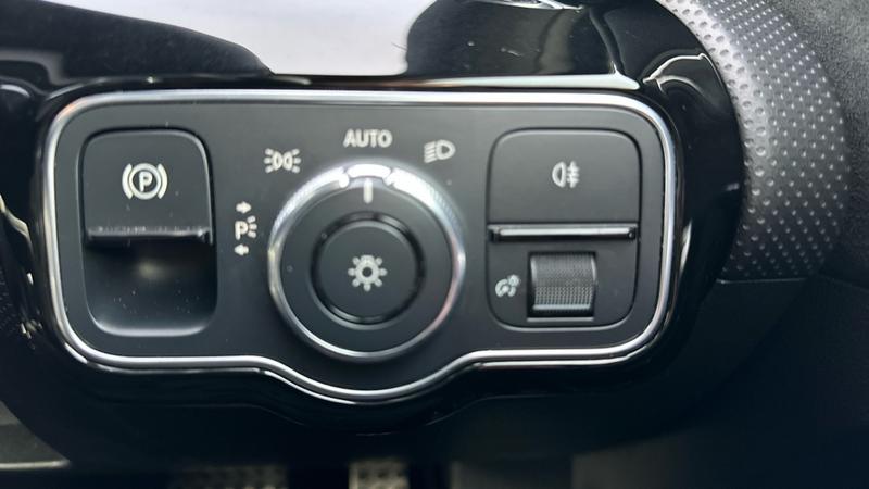 Used Mercedes-Benz A-Class 2020 for sale - 76998871: Photo 55