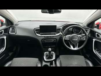 Used Kia Ceed 2022 for sale - 75248303: Photo