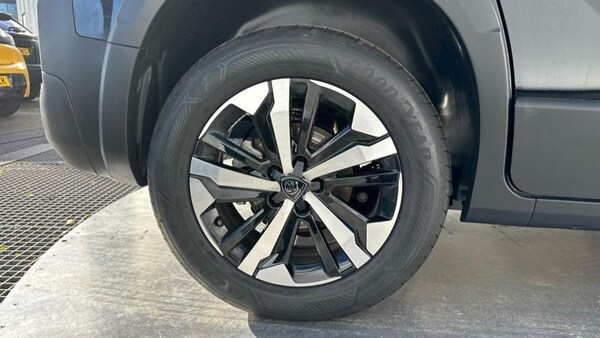 Used Peugeot e-Rifter 2025 for sale - 76017135: Photo 19