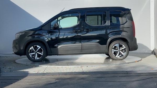 Used Peugeot e-Rifter 2025 for sale - 76017135: Photo 9