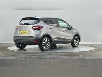 Used Renault Captur 2019 for sale - 79665040: Photo
