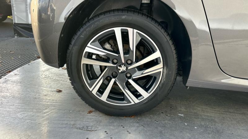 Used Peugeot 208 2023 for sale - 76710088: Photo 19