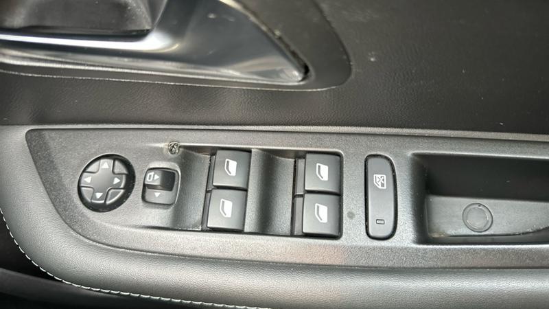 Used Peugeot 208 2023 for sale - 76710088: Photo 60