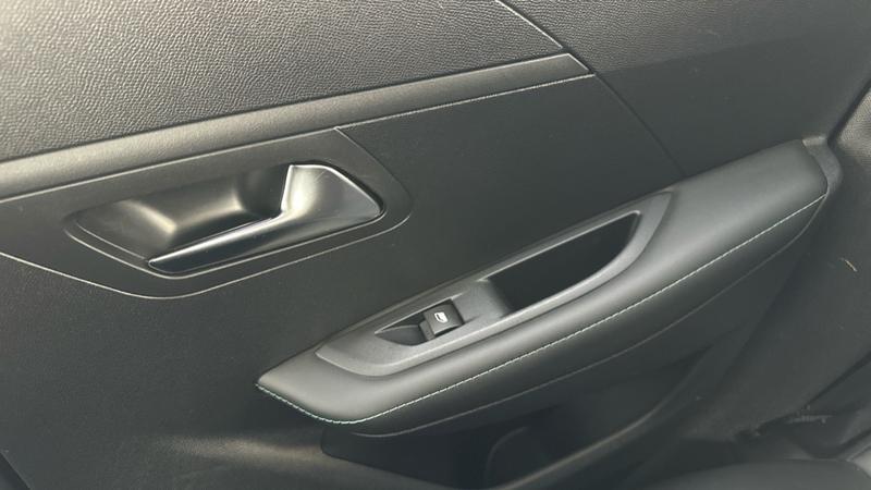 Used Peugeot 208 2023 for sale - 76710088: Photo 72