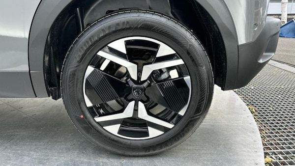 Used Peugeot 2008 2025 for sale - 76190524: Photo 18