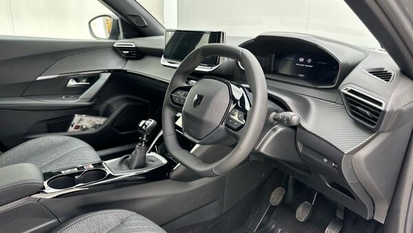 Used Peugeot 2008 2025 for sale - 76190524: Photo 2