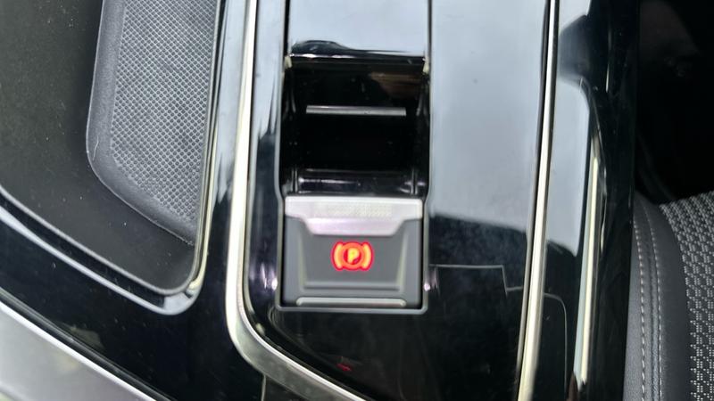 Used Peugeot 3008 2023 for sale - 76616179: Photo 53