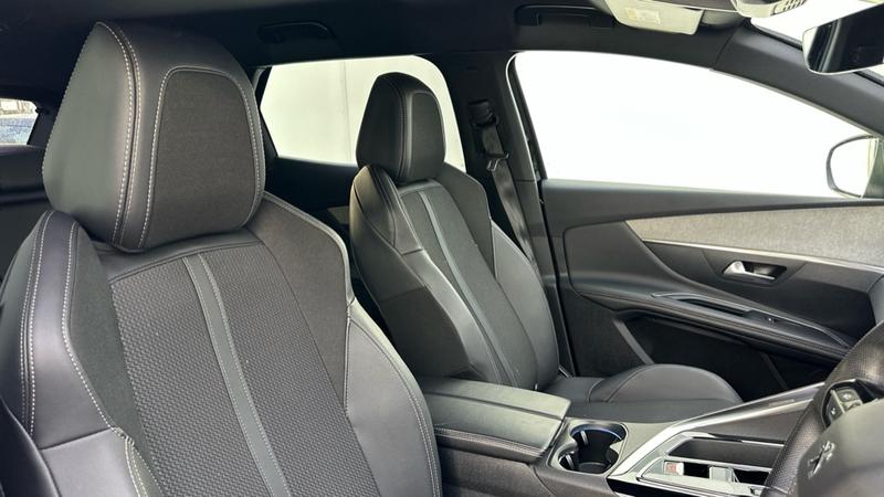 Used Peugeot 3008 2023 for sale - 76616179: Photo 66