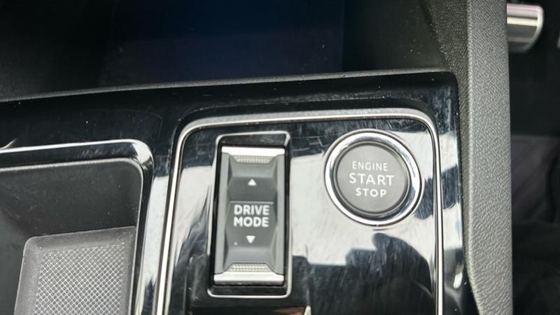 Used Peugeot 3008 2023 for sale - 76355522: Photo 50