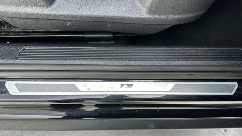 Used Volkswagen T-Roc 2021 for sale - 76162077: Photo 32