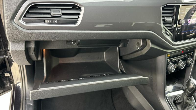 Used Volkswagen T-Roc 2021 for sale - 76162077: Photo 65