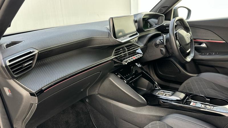 Used Peugeot 2008 2022 for sale - 76904599: Photo 11