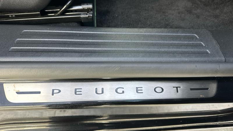 Used Peugeot 2008 2022 for sale - 76904599: Photo 33