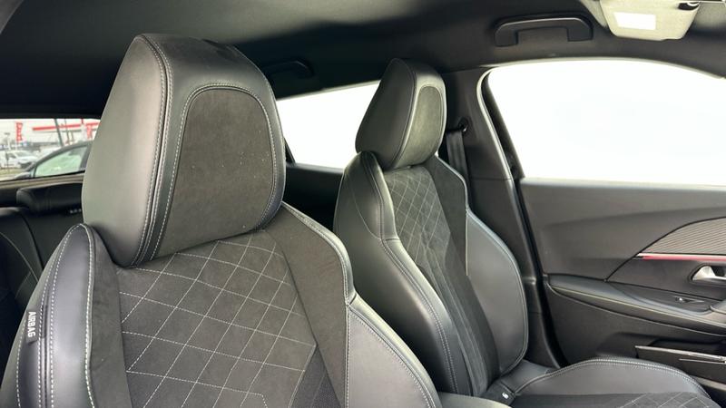 Used Peugeot 2008 2022 for sale - 76904599: Photo 65