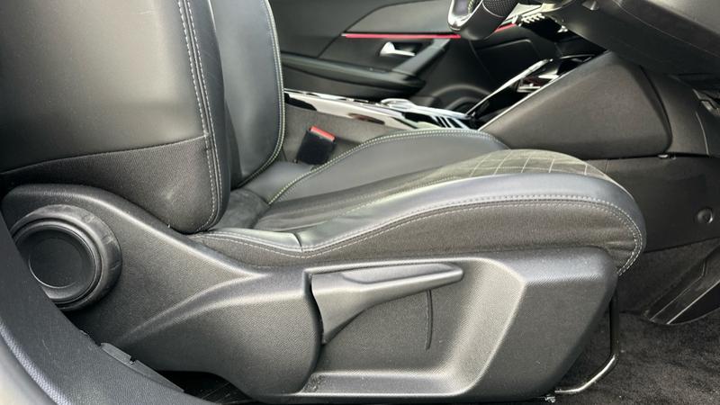 Used Peugeot 2008 2022 for sale - 76904599: Photo 68