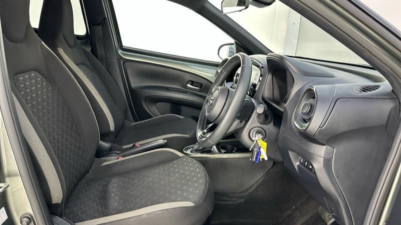 Used Toyota Aygo X 2022 for sale - 76904600: Photo 50