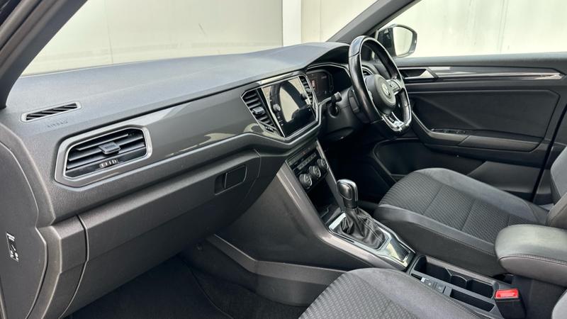 Used Volkswagen T-Roc 2021 for sale - 76467805: Photo 11