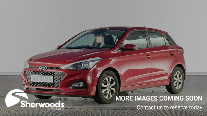 Used Hyundai i20 2018 for sale - 76722963: Photo 2