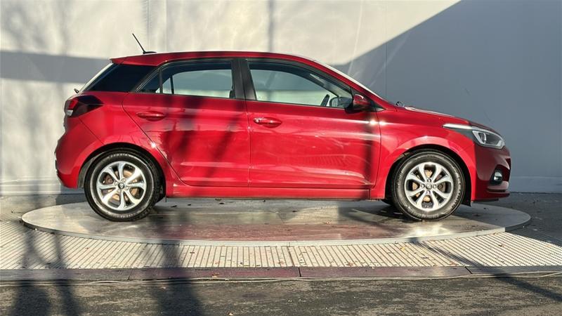 Used Hyundai i20 2018 for sale - 76722963: Photo 5