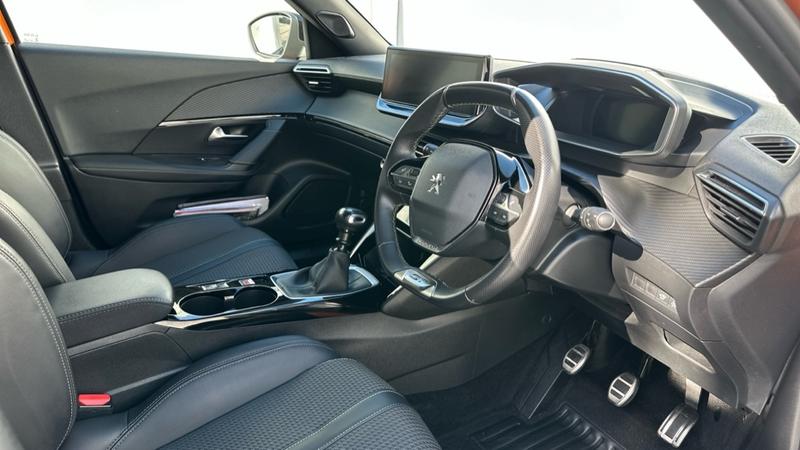 Used Peugeot 2008 2022 for sale - 76008518: Photo 2