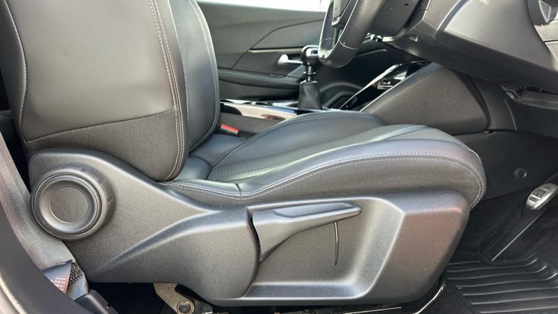 Used Peugeot 2008 2022 for sale - 76008518: Photo 63