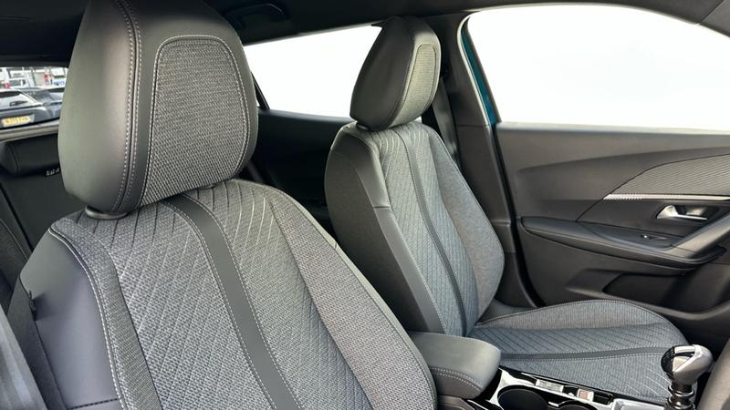 Used Peugeot 2008 2025 for sale - 77336012: Photo 61