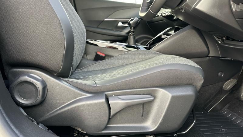 Used Peugeot 2008 2025 for sale - 77336012: Photo 63