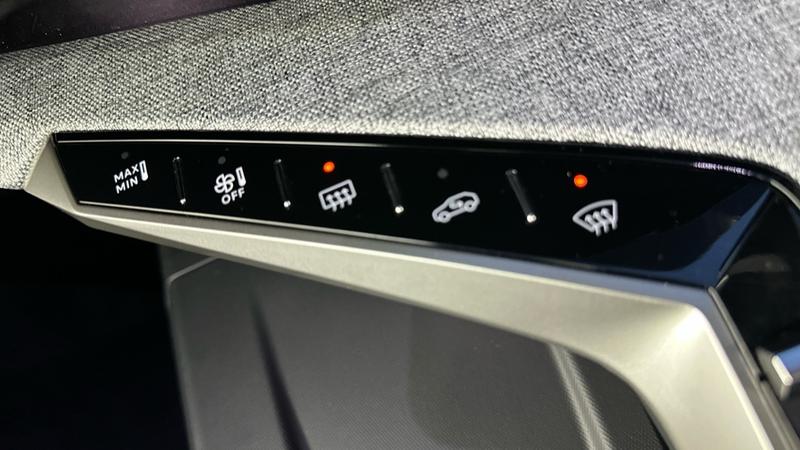 Used Peugeot 3008 2024 for sale - 76895620: Photo 46