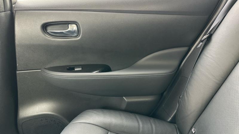 Used Nissan Leaf 2022 for sale - 77286352: Photo 67