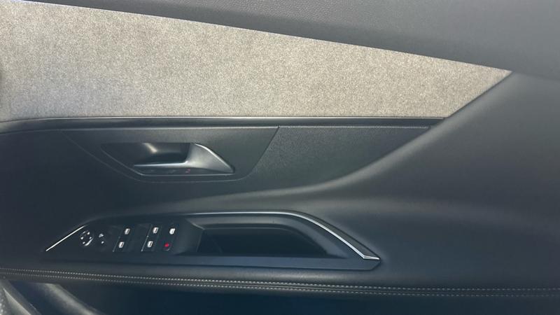 Used Peugeot 3008 2023 for sale - 77560464: Photo 30