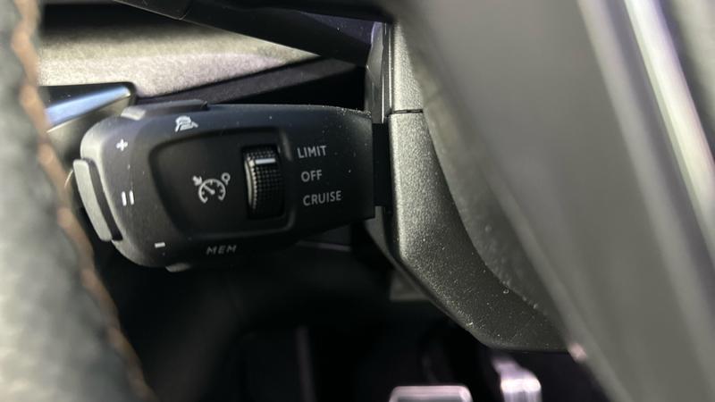 Used Peugeot 3008 2023 for sale - 77560464: Photo 60